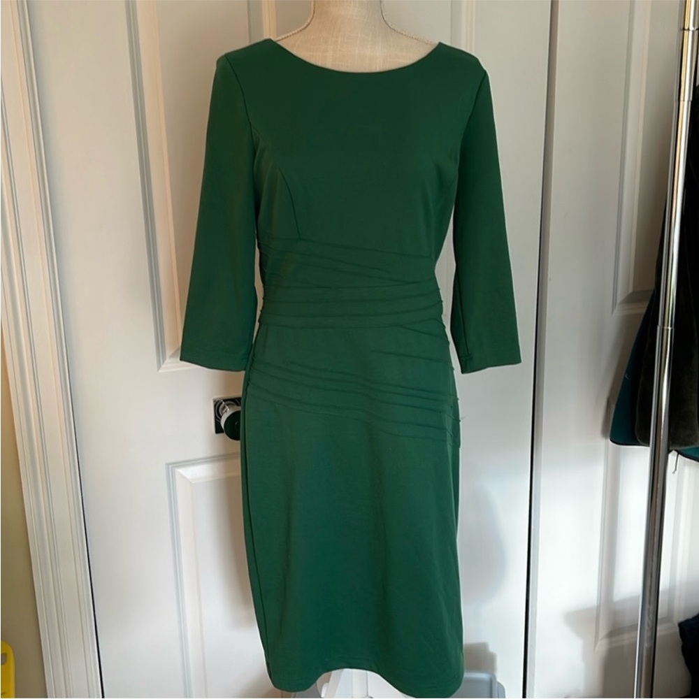 Ellen Tracy Emerald Green Women's Dress. Holidays!